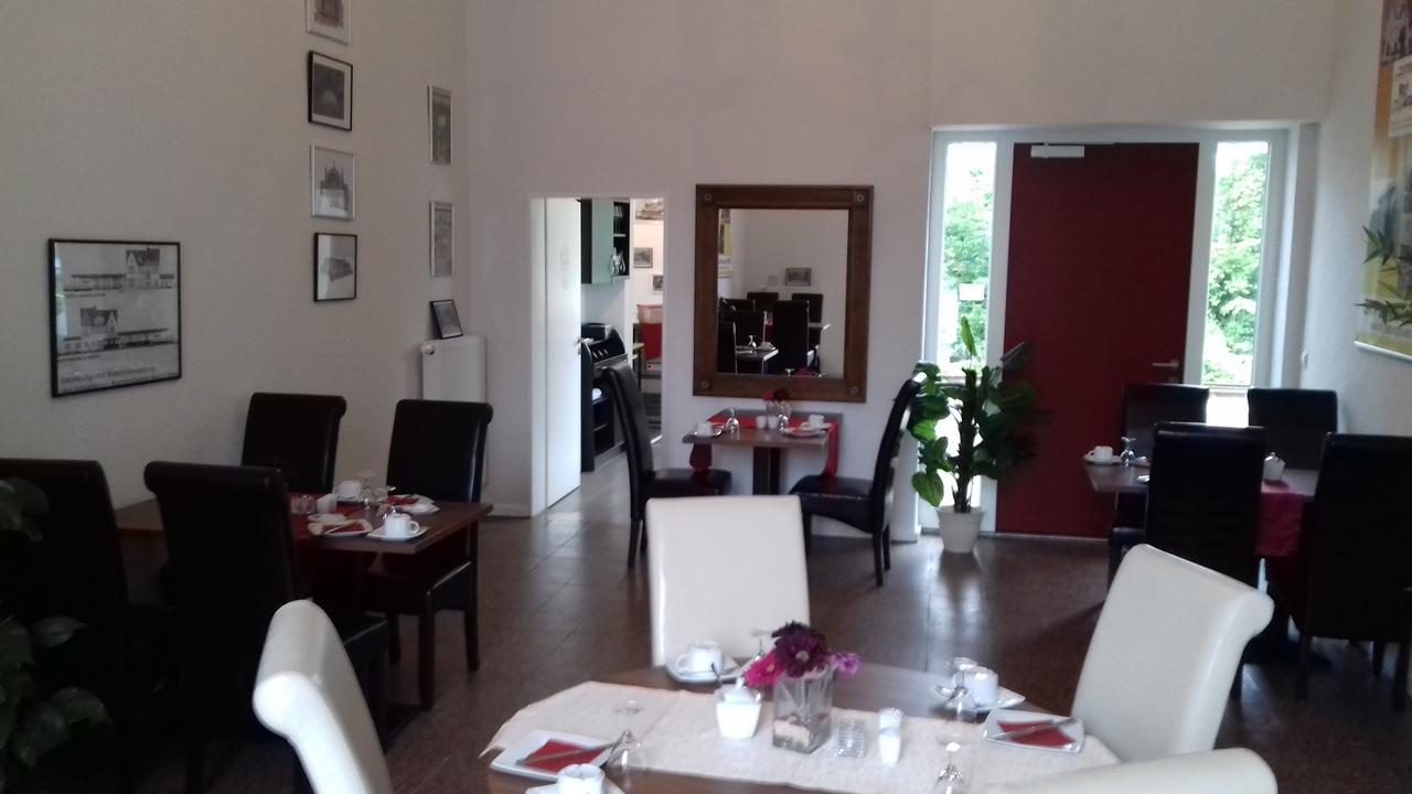 Historisches Hotel Wildeshauser Bahnhof Wildeshausen Eksteriør billede